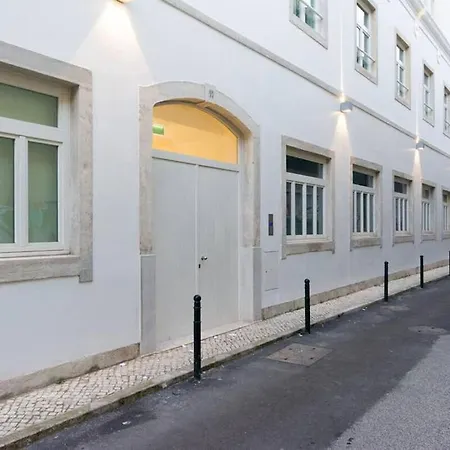 Wave Of Light In By Innkeeper *