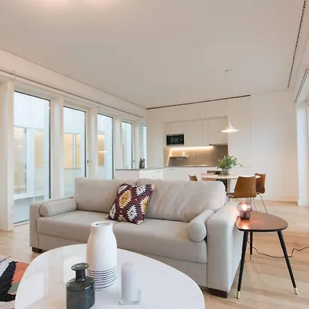 Wave Of Light In By Innkeeper Appartement *